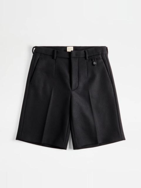 Tod's BERMUDA SHORTS - BLACK