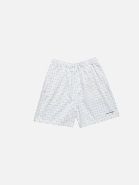 Acne Studios Casual check shorts - White/black
