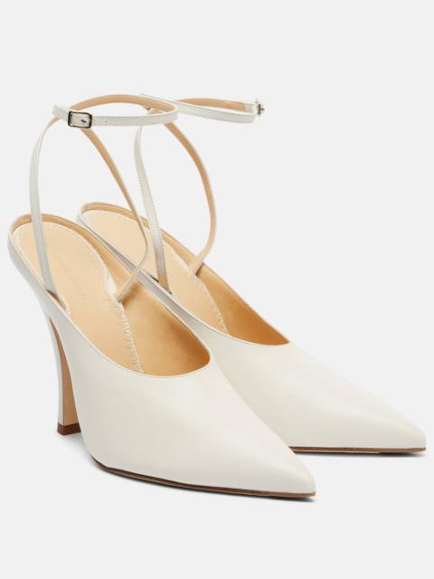 MAGDA BUTRYM Leather pumps