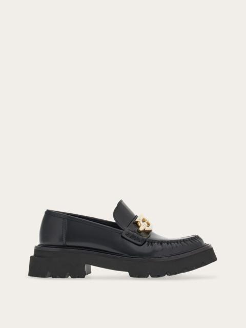 FERRAGAMO MOCCASIN WITH BEJEWELED GANCINI ORNAMENT