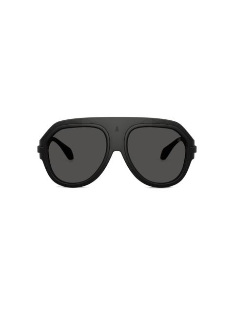 Moncler Fynder Me sunglasses