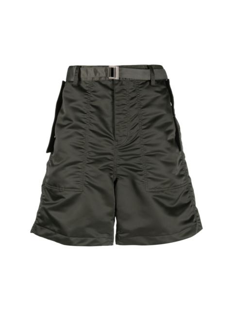 buckle-fastened tailored shorts