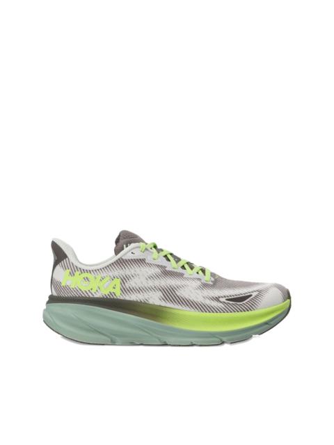Clifton 9 sneakers