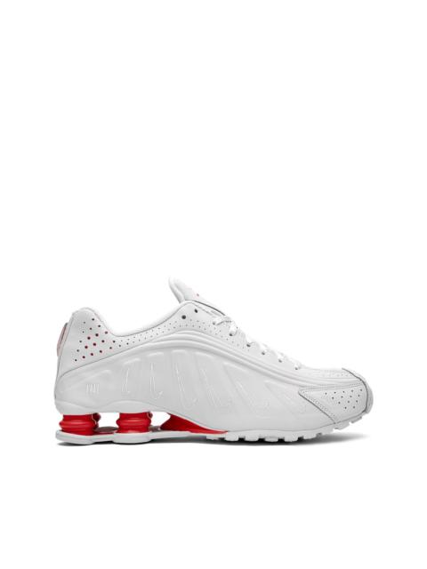 Shox R4 sneakers