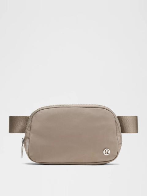 lululemon Everywhere Belt Bag with Long Strap 1L