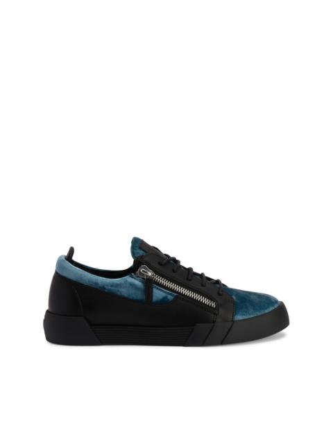 Frankie panelled leather sneakers