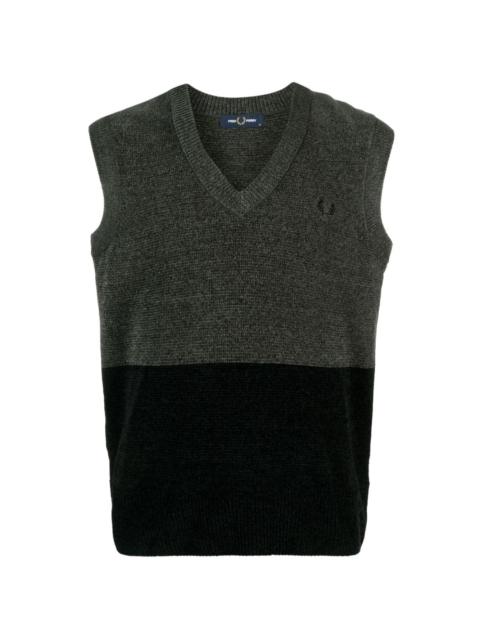 Fred Perry logo-embroidered two-tone vest