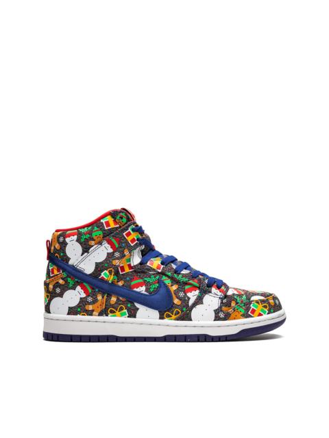 SB Dunk High TRD QS "Ugly Christmas Sweater" sneakers