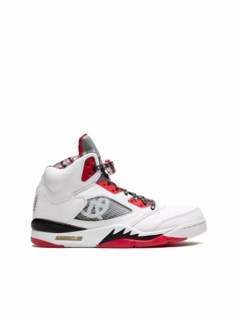 Air Jordan 5 Retro Q54 sneakers