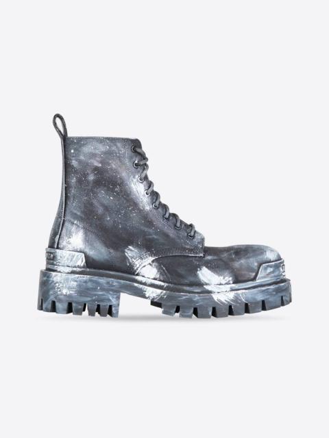 BALENCIAGA Men's Strike 20mm Boot in Black