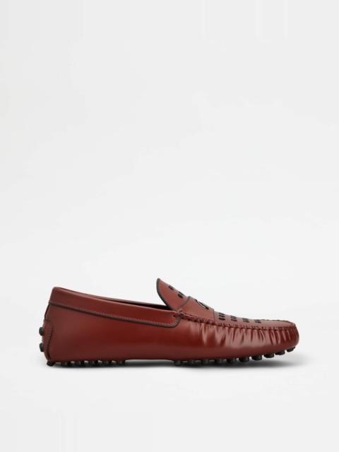 Tod's GOMMINO LOAFERS IN LEATHER - BURGUNDY