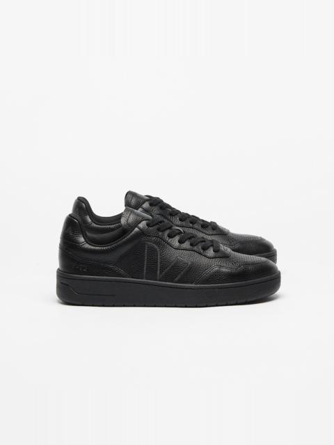 VEJA V-90 GRAINED OILED LEATHER FULL BLACK