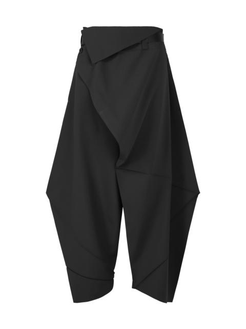 132 5. ISSEY MIYAKE FACET SOLID