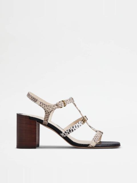 Tod's SANDALS IN LEATHER - BLACK, WHITE, BROWN