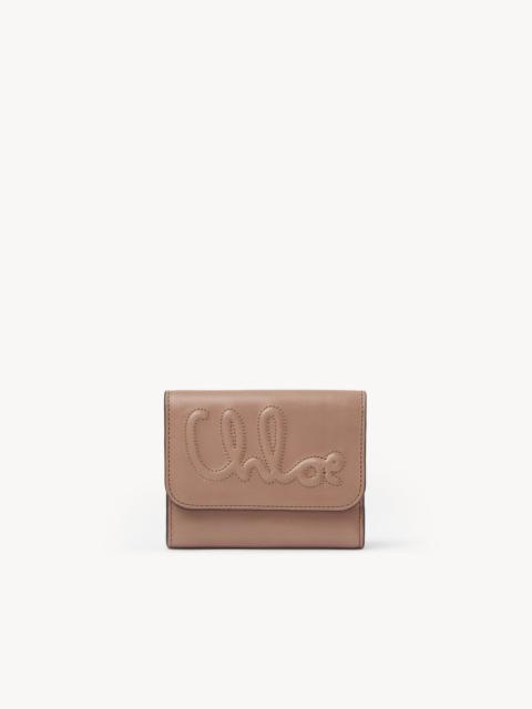 C CHLOÉ SMALL TRI-FOLD IN SHINY LEATHER