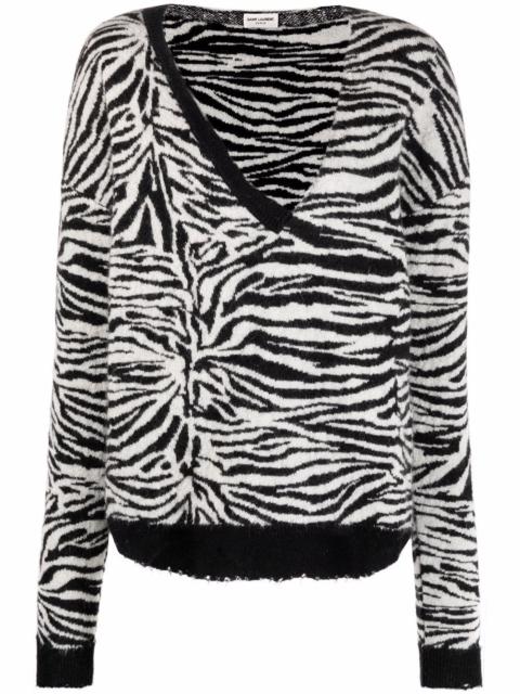 zebra-pattern ripped jumper