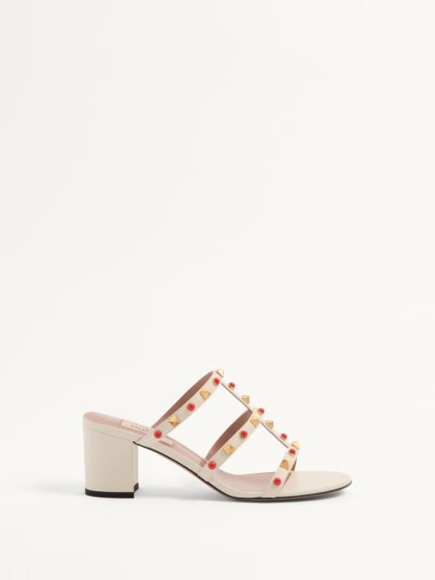 ROCKSTUD SLIDE SANDAL IN CALFSKIN WITH CABOCHON STONES 60MM
