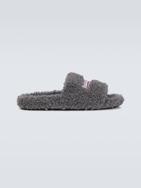 BALENCIAGA Political Campaign Furry slides