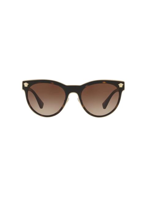 tortoise-shell round sunglasses