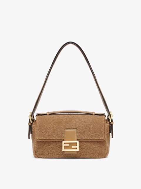 FENDI Beige sheepskin bag