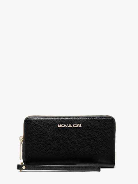 MICHAEL KORS Large Pebbled Leather Smartphone Wristlet