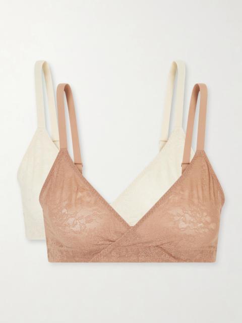 SPANX Stretch Lace Triangle Bralette