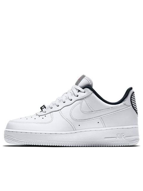 Nike (WMNS) Nike Air Force 1 07 SE LX 'Broken Hearted' AJ0867-100