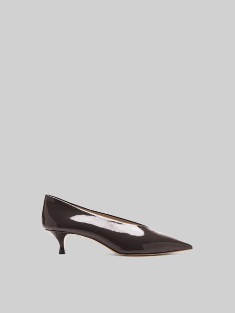 LE MONDE BÉRYL Le Monde Beryl Babouche Kitten Heels Vernice Leather - Plum
