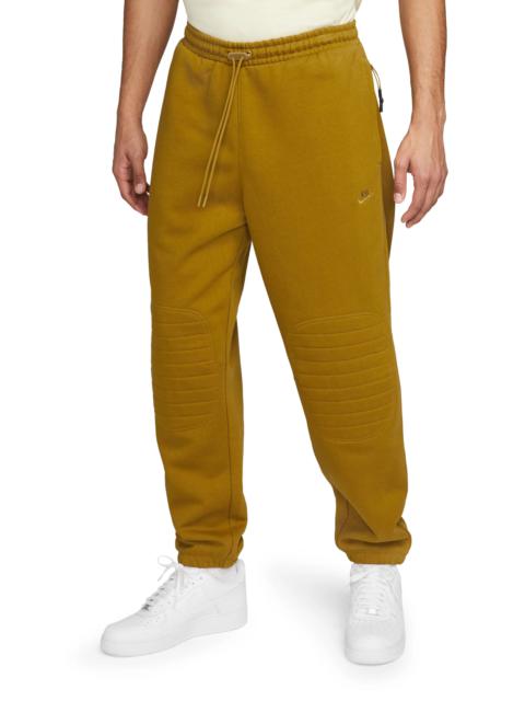 Therma-FIT Tech Pack Water Repellent Fleece Sweatpants in Bronzine/Bronzine