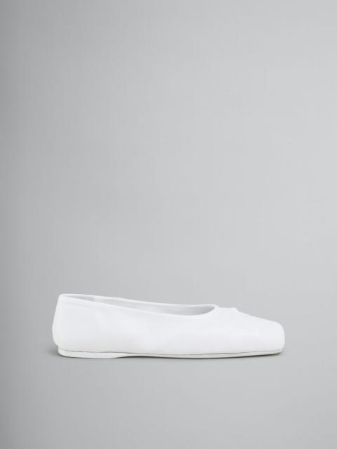 WHITE NAPPA LEATHER SEAMLESS LITTLE BOW BALLET FLAT