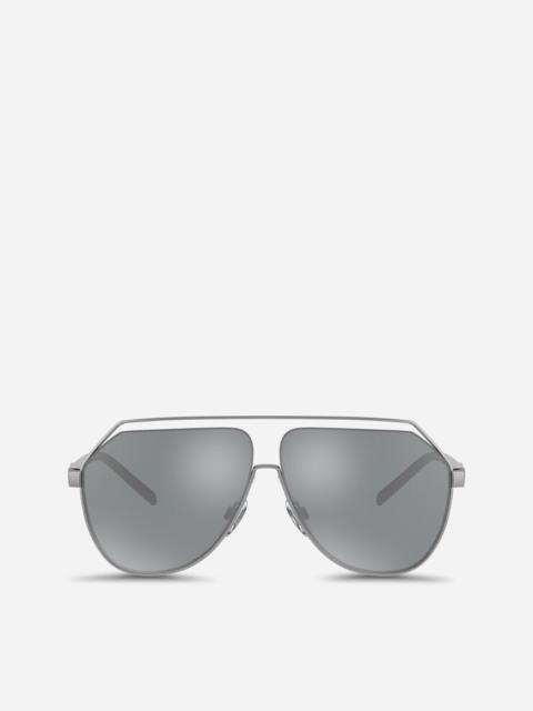 Dolce & Gabbana Less is chic sunglasses