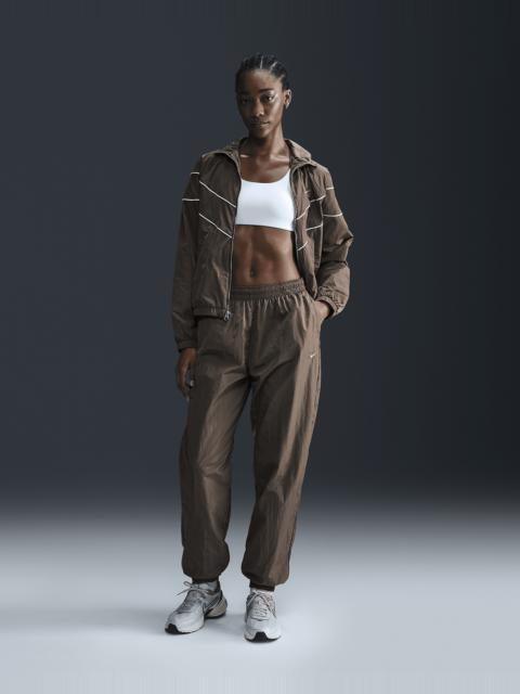 Nike Nike Sportswear Essential Women's Mid-Rise Oversized Woven Joggers