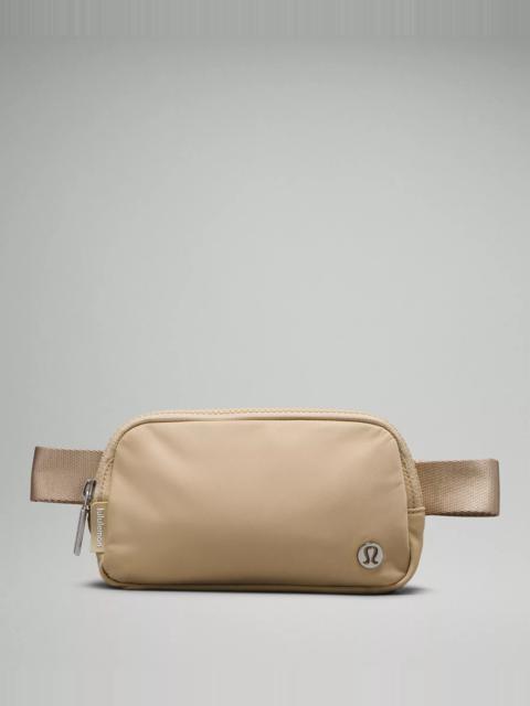 lululemon Everywhere Belt Bag Mini