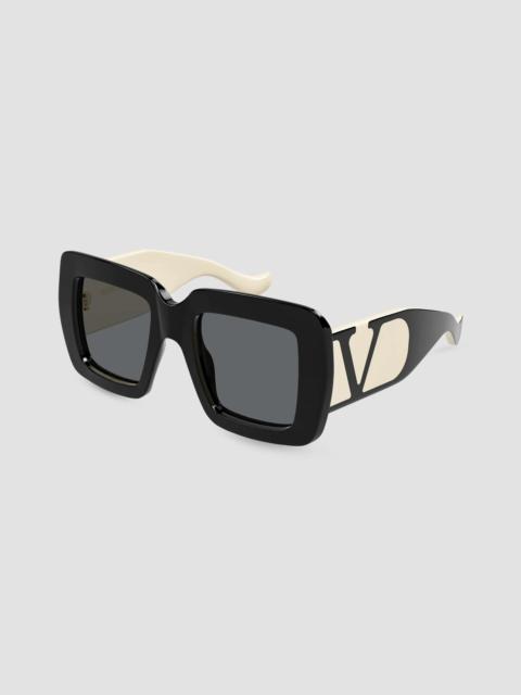 Valentino Women's V Logo 51MM Viva Superstar Squared Sunglasses - Black