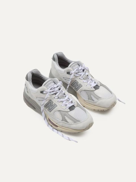New Balance New Balance 'Elevated Essentials' Wind Chime and Brilliant White Made in UK 991v2 Trainers