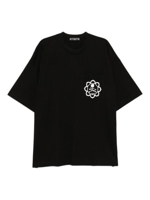 MASTERMIND WORLD pocket graphic t-shirt