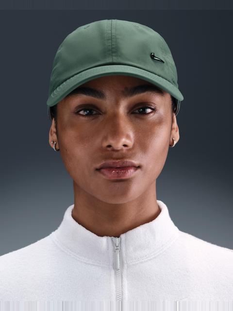 Nike Nike Dri-FIT Club Unstructured Metal Swoosh Cap
