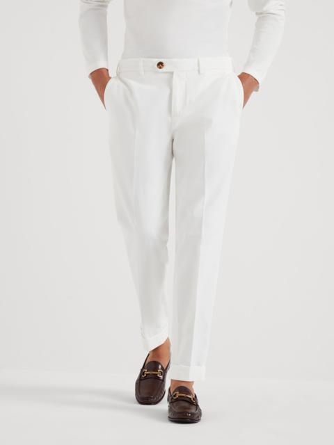 Garment-dyed Italian fit trousers in twisted cotton gabardine