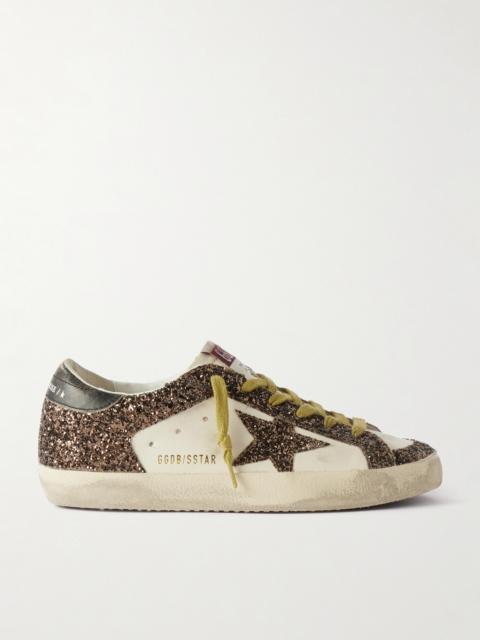 Golden Goose Super-Star는 반짝이는 가죽 운동화