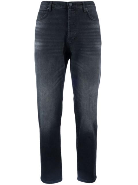 HUGO logo-patch tapered jeans