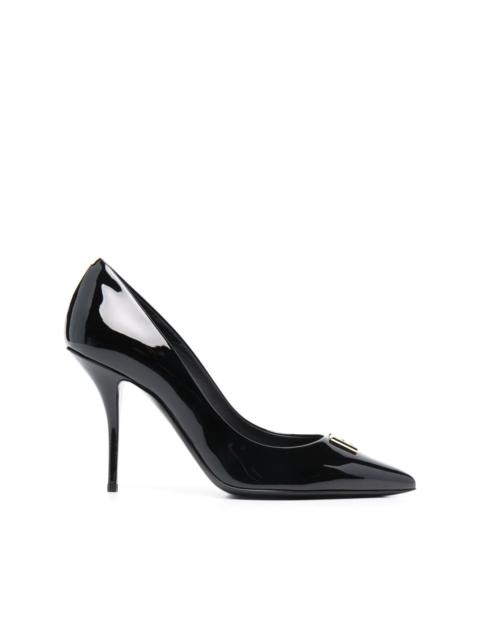 DG plaque point-toe pumps