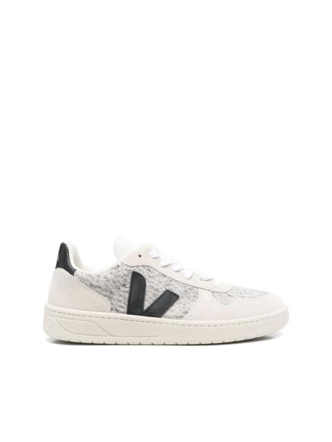 V-10 flannel low-top sneakers