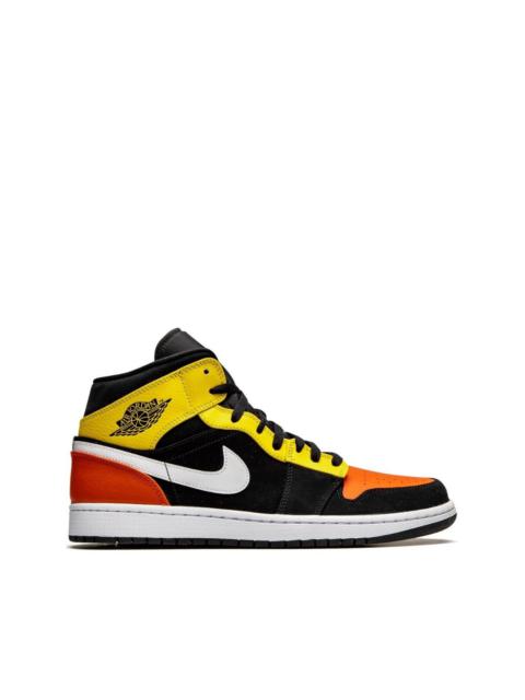 Air Jordan 1 Mid SE sneakers "Amarillo Orange"