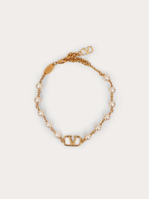 VLOGO SIGNATURE BRACELET WITH PEARLS