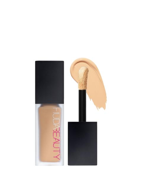 Huda Beauty Huda Beauty #Fauxfilter Luminous Matte Liquid Concealer - 2.5 Nougat