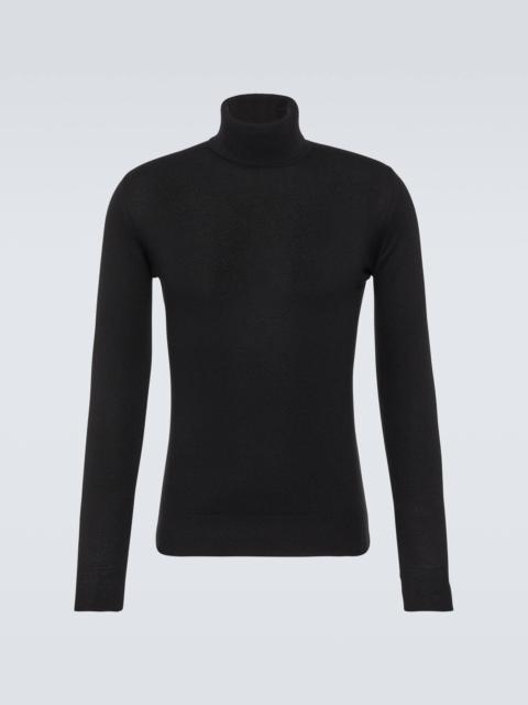 Turtleneck cashmere sweater