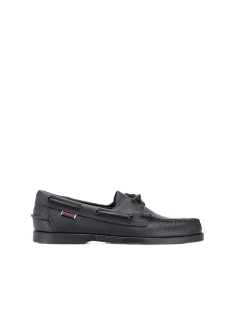 boat shoes