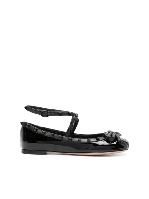 Rockstud patent leather ballerina shoes