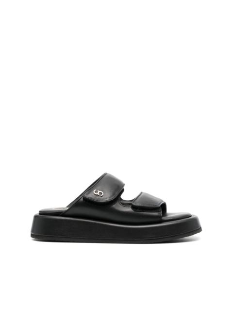 CASADEI Ciabatta logo-plaque slides