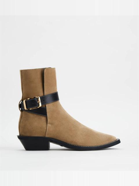 Tod's ANKLE BOOTS IN SUEDE - BROWN